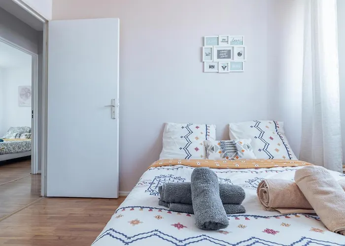 Le Stanislas - 4 Ch, 2 Sdb, 8 Pers, Vue & Asc Apartman Nancy